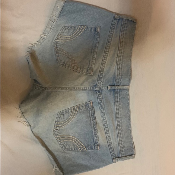 Hollister shorts - Picture 3 of 3